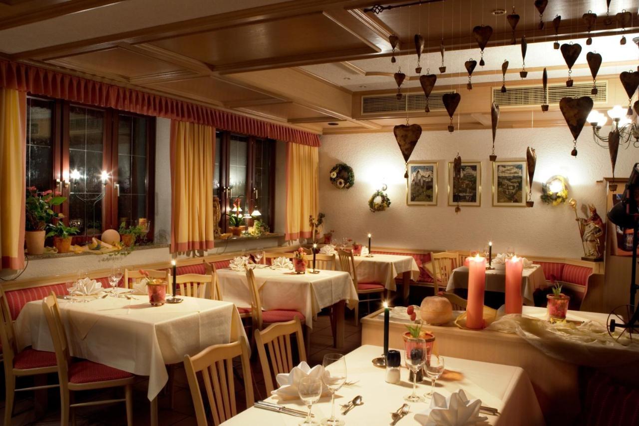 Hotel Und Restaurant Landshuter Hof Exterior foto